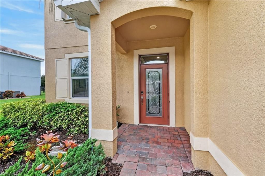 3576 Valle Santa Cir, Cape Coral, FL 33909 Photo