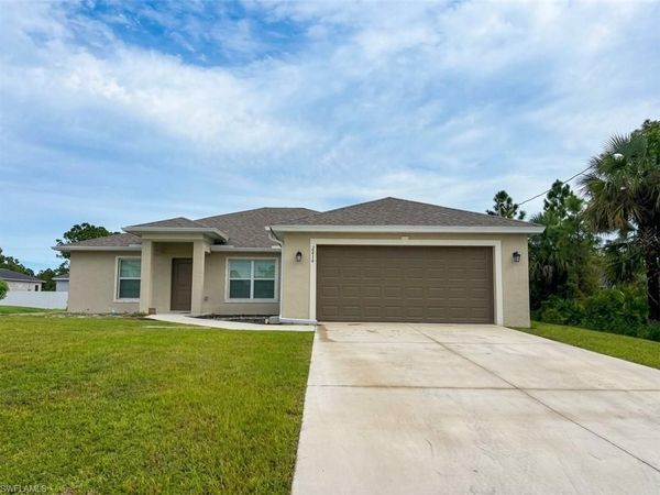 2614 27th ST W, LEHIGH ACRES, FL 33971