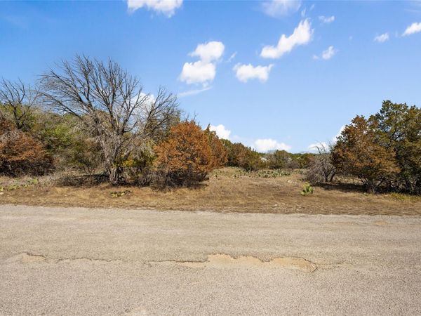 21606 Cardinal Ave, Lago Vista, TX 78645