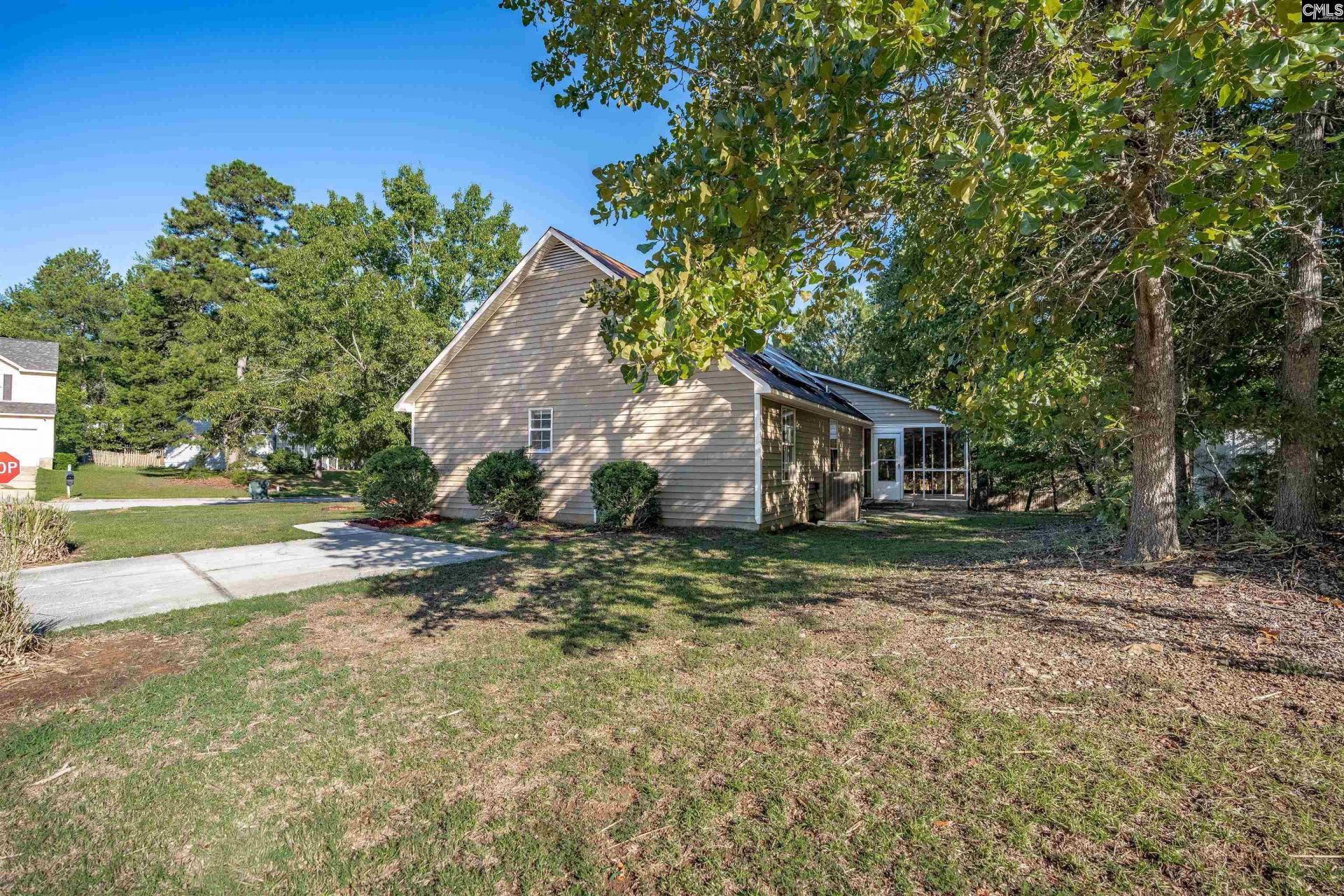 239 Bradstone Road  Photo 30
