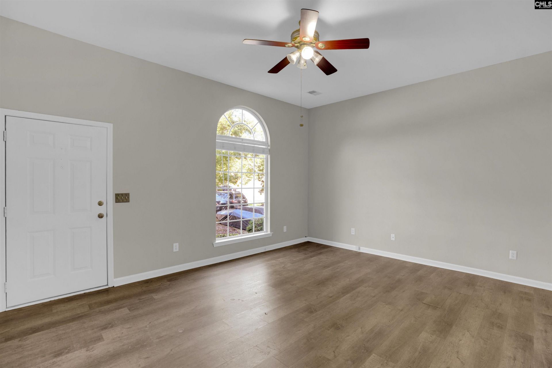 239 Bradstone Road  Photo 6
