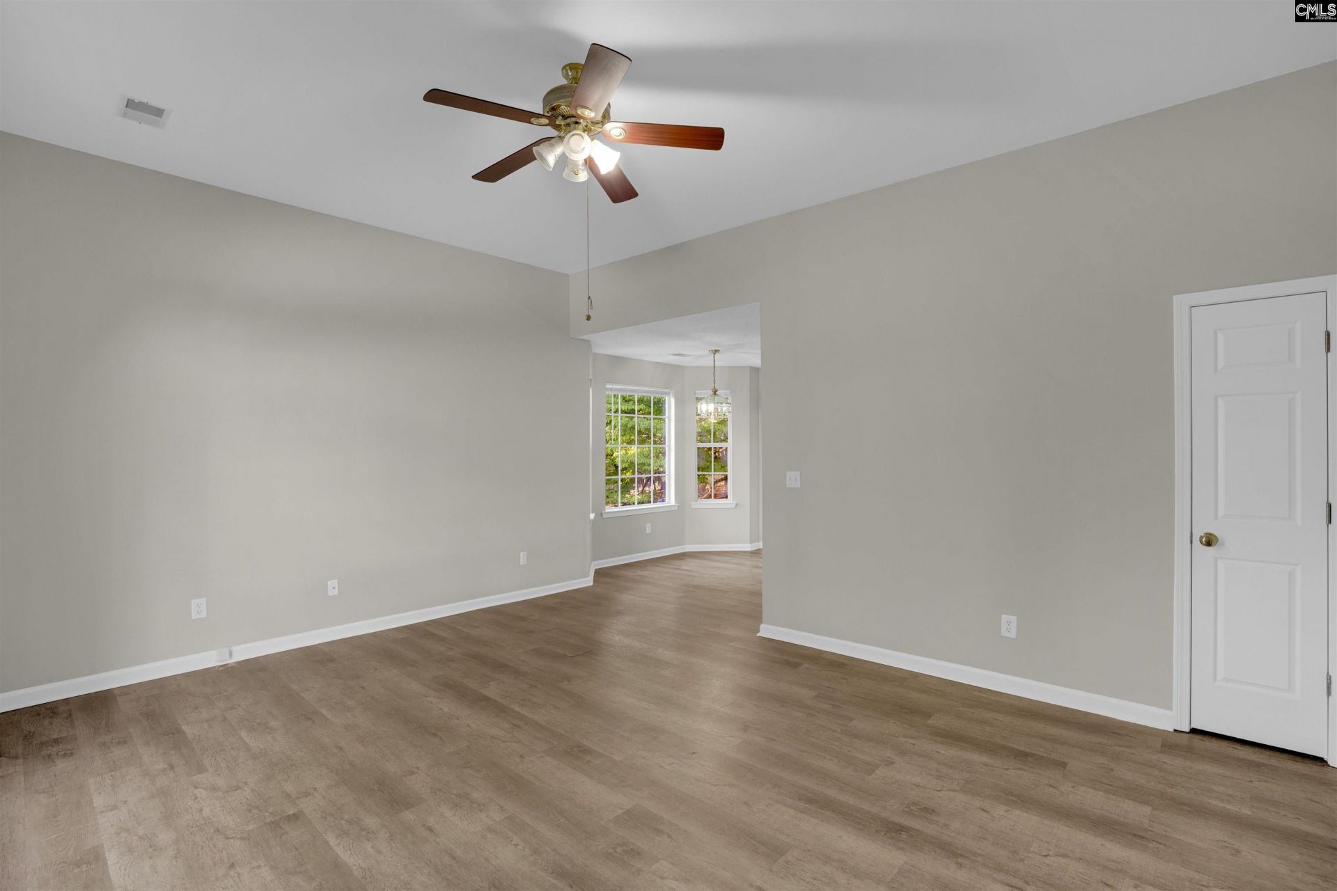 239 Bradstone Road  Photo 7