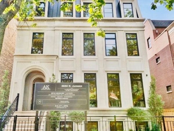 3630 N Janssen Street, Chicago, IL 60613
