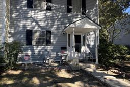 152 Heritage Circle photo 4