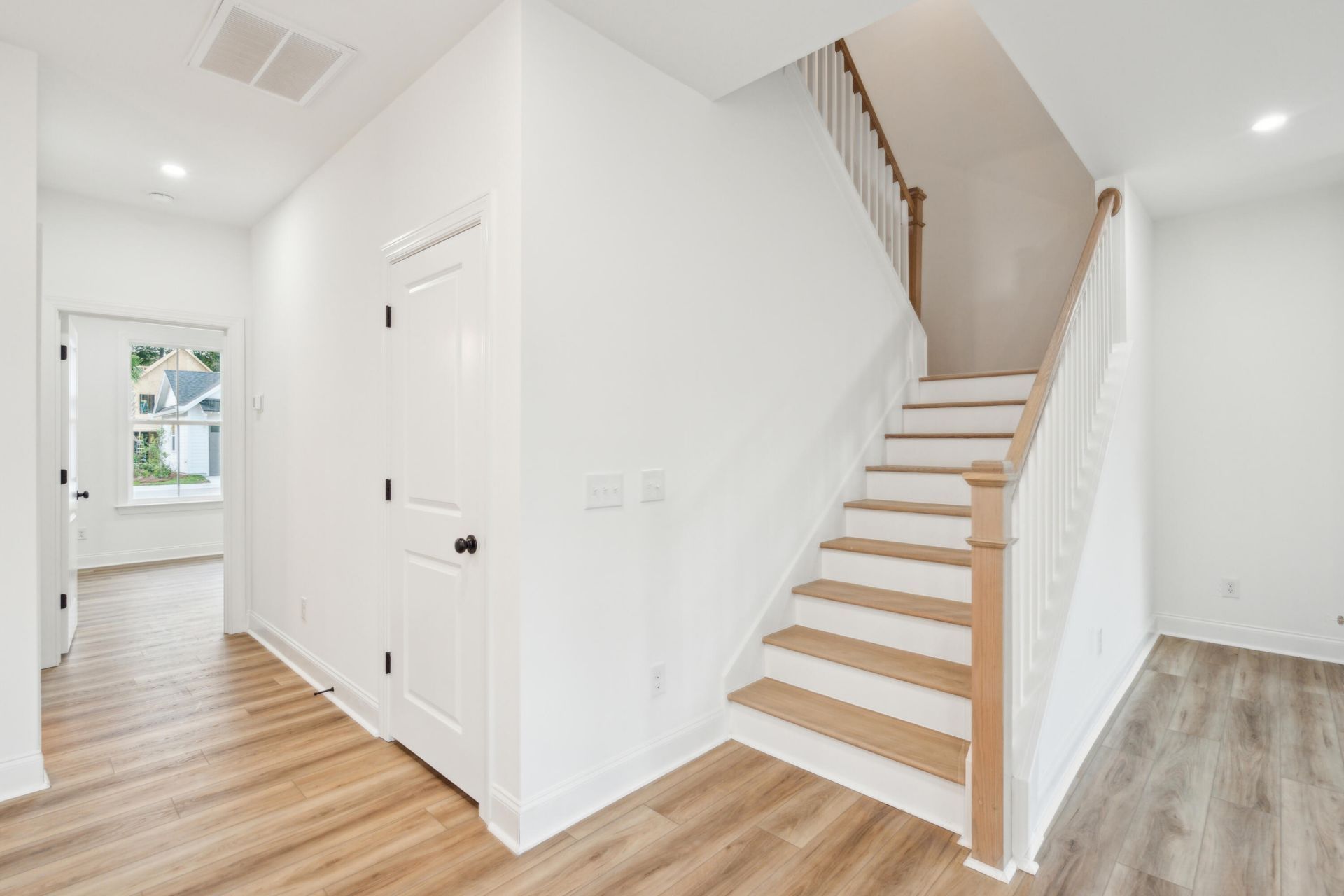 316 Livewell Court Photo 40