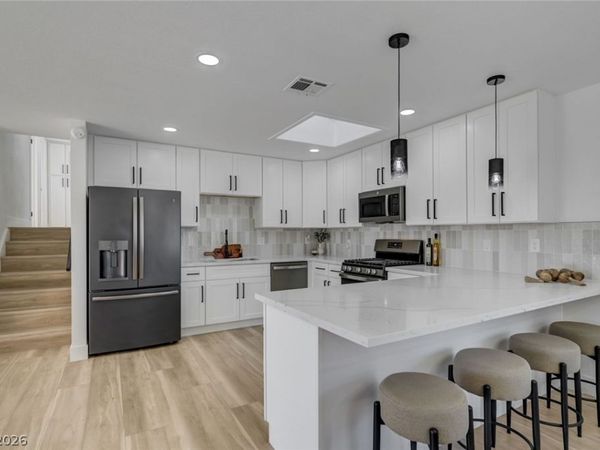 2446 Tournament Street, Las Vegas, NV 89142