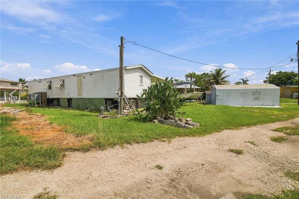 1241 S Lopez Ln, Chokoloskee, FL 34138 Photo