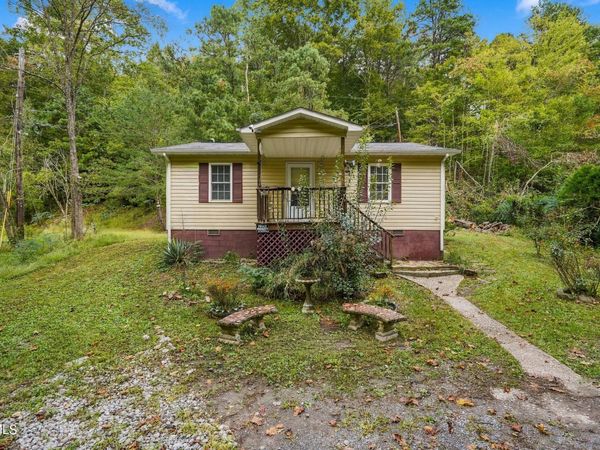1512 Artesian Well Hollow Road, Big Stone Gap, VA 24219