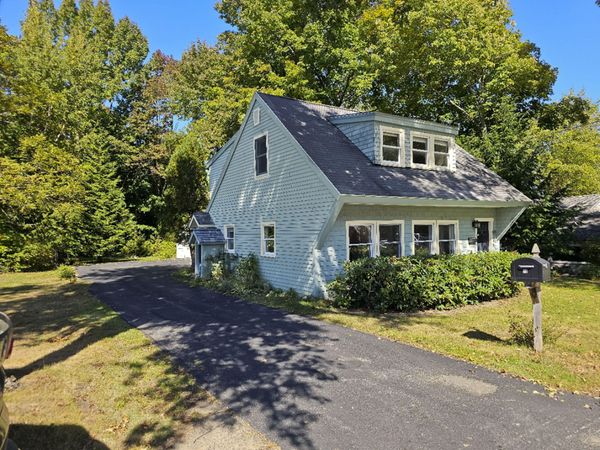 19 Bradbury Street, Belfast, ME 04915