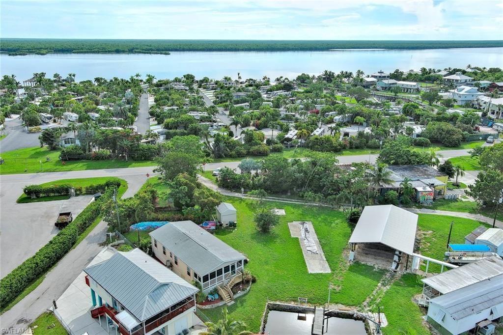 1245 S Lopez Ln , Chokoloskee, FL 34138 Photo