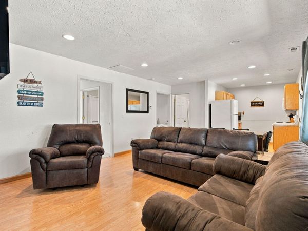 425 Eagle Drive, Reeds Spring, MO 65737