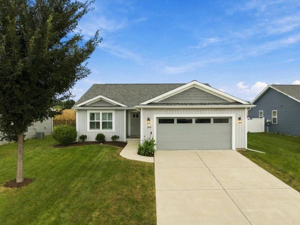 304 Bobwhite Way , Normal, IL 61761