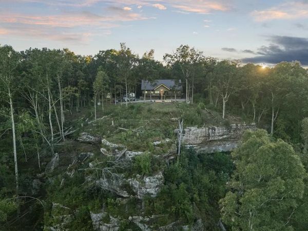 218 Buckeye Ln, Wilder, TN 38589