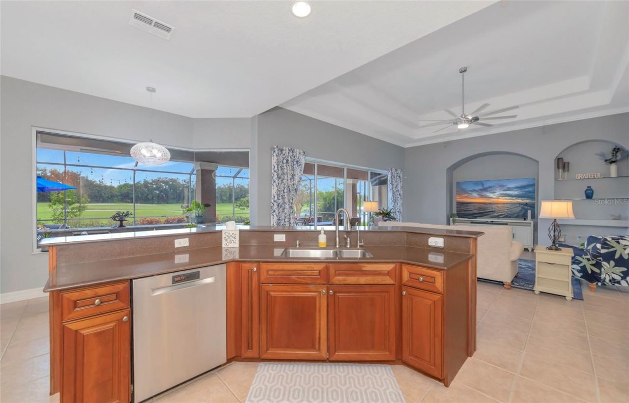 817 Maritime Court, Bradenton, FL 34212 Photo