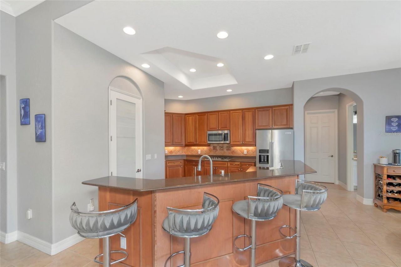 817 Maritime Court, Bradenton, FL 34212 Photo