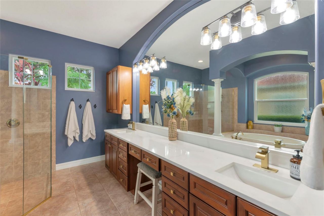 817 Maritime Court, Bradenton, FL 34212 Photo