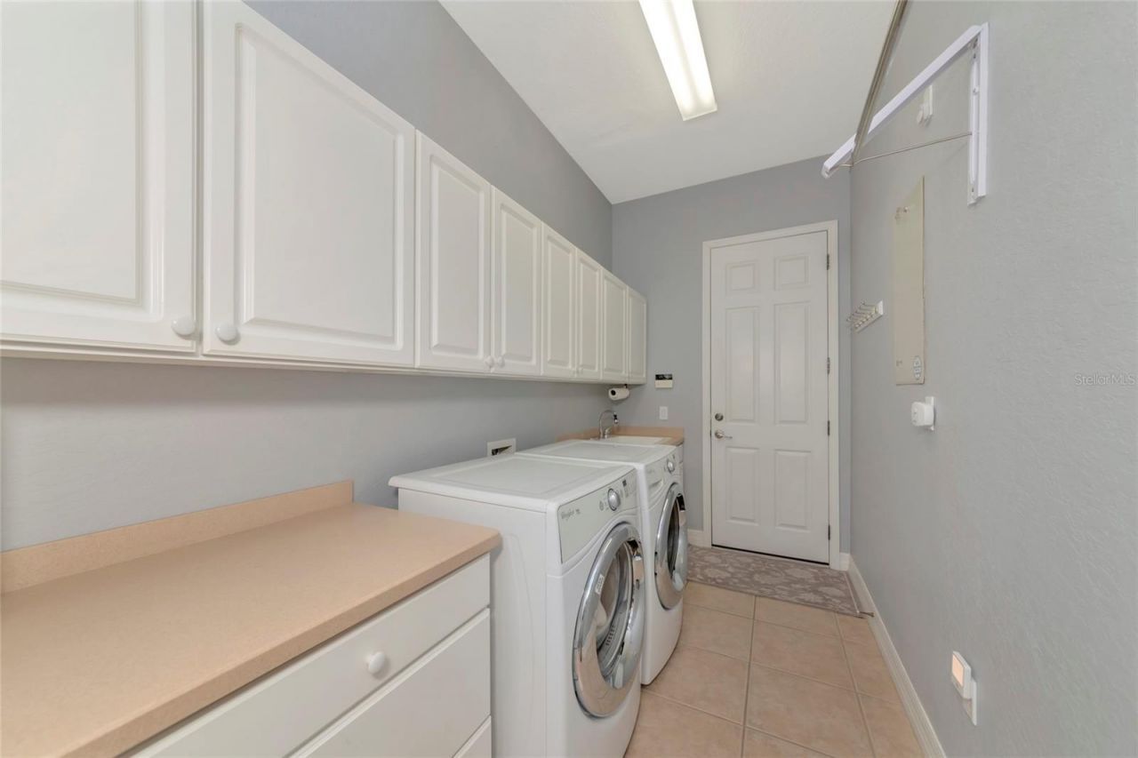 817 Maritime Court, Bradenton, FL 34212 Photo