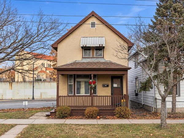 366 Hope Street, Saint Paul, MN 55106