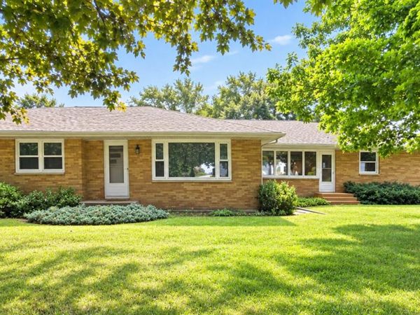 9072 Douglas Avenue, Kalamazoo, MI 49009