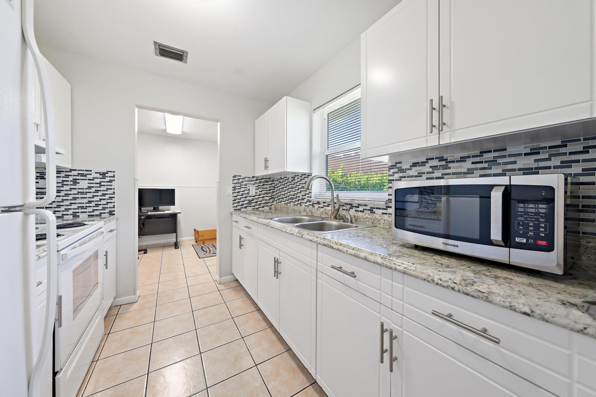 1615 S N Street, Lake Worth Beach, FL 00000 Photo