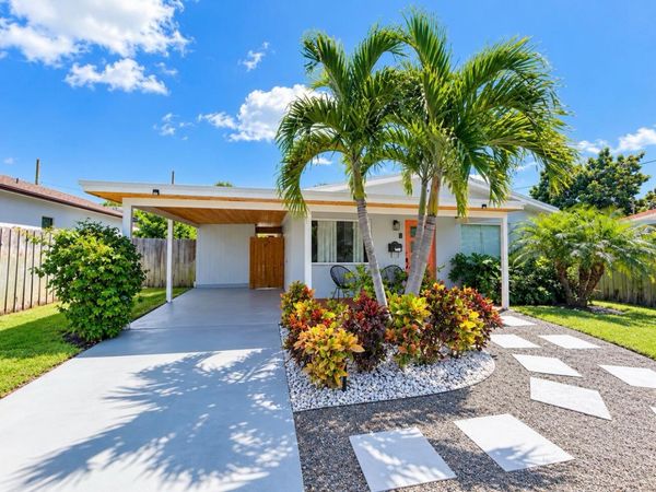 7610 S Olive Avenue, West Palm Beach, FL 33405