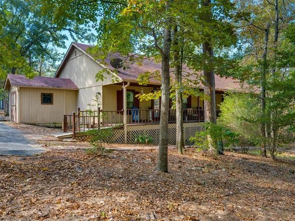 705 Wildwood Trail, Holly Lake Ranch, TX 75765