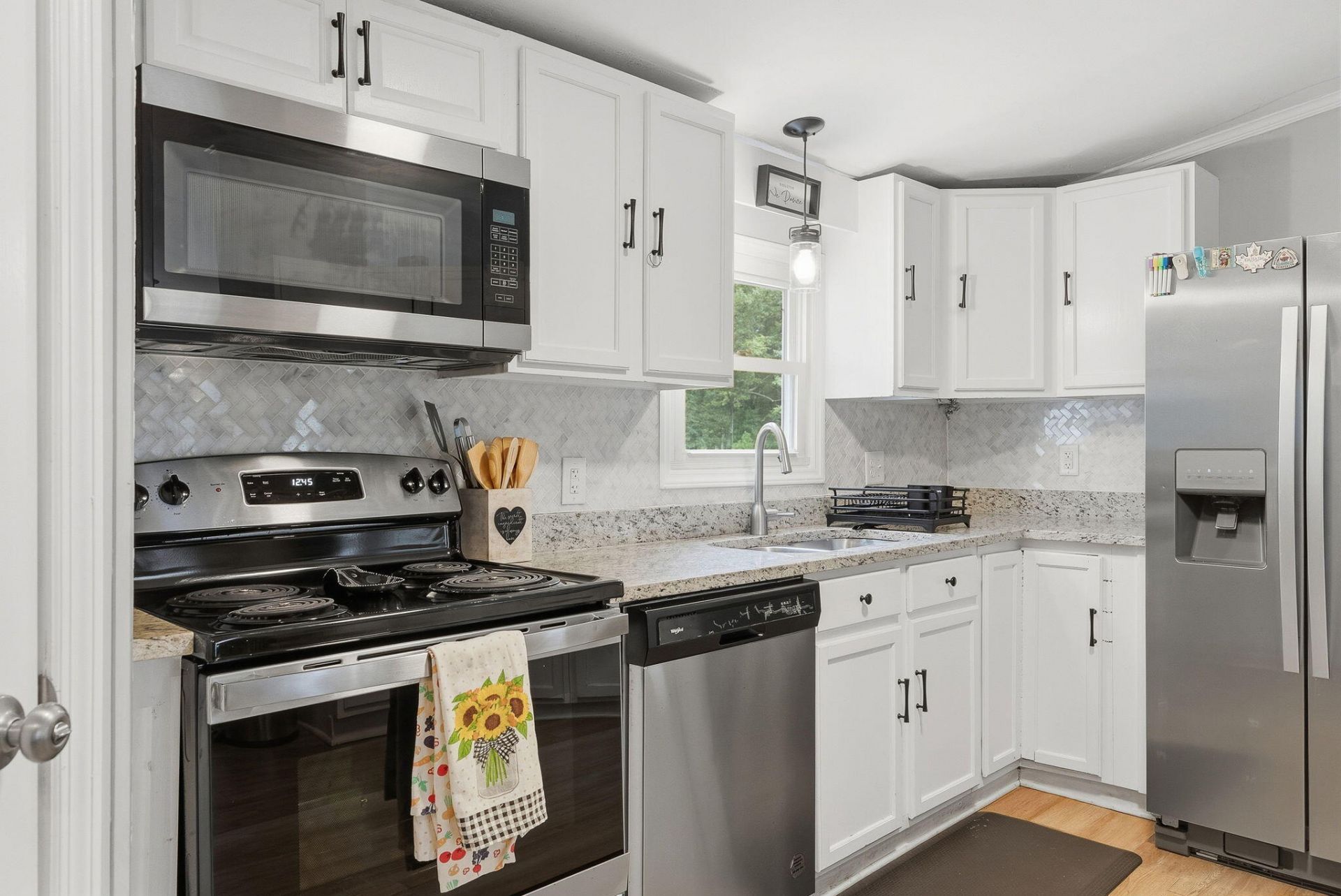 6156 Brown Way Photo 9