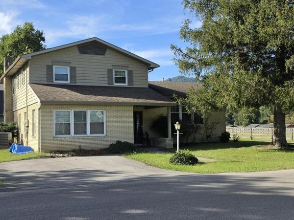 1015 Old Wilson Lane, Middlesboro, KY 40965