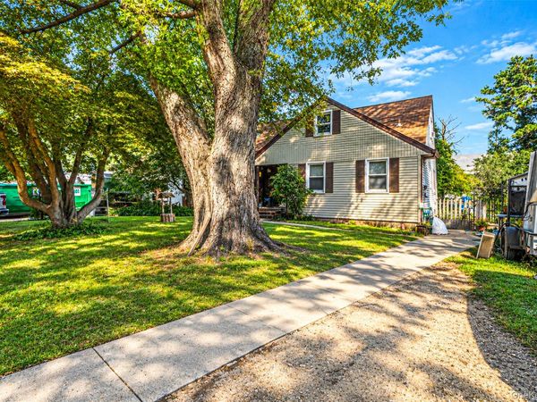 3698 Horseblock Road , Medford, NY 11763