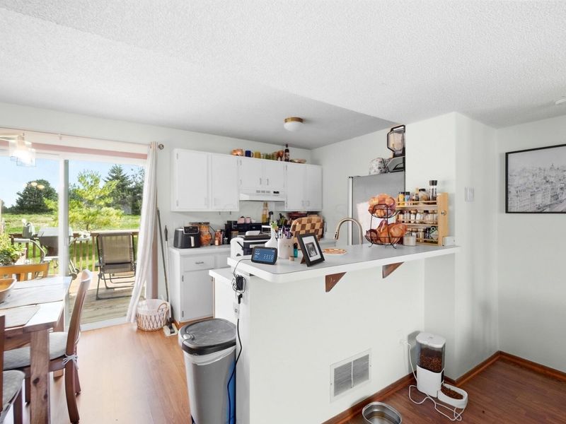 4830 Stoneybrook Boulevard, Unit 28E, Hilliard, OH 43026 Photo 8
