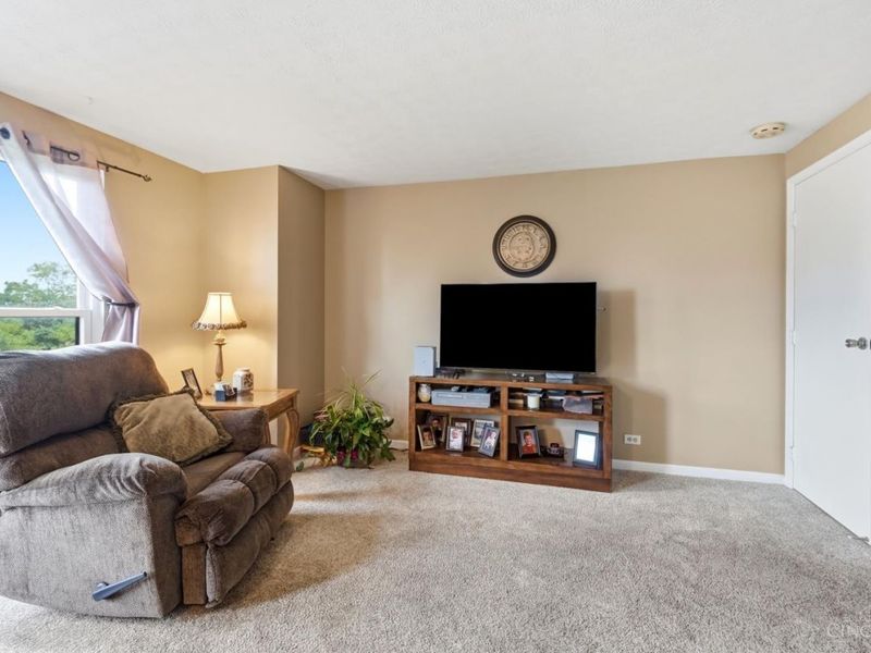 16 Overlook Court, Fairfield, OH 45014 Photo 8