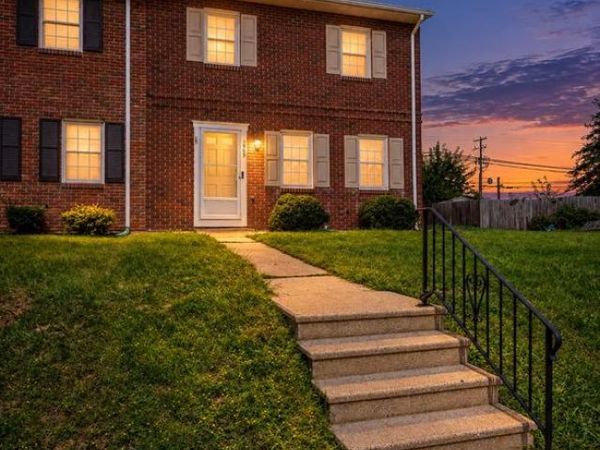 1909 ANDRE COURT, WYOMISSING, PA 19610