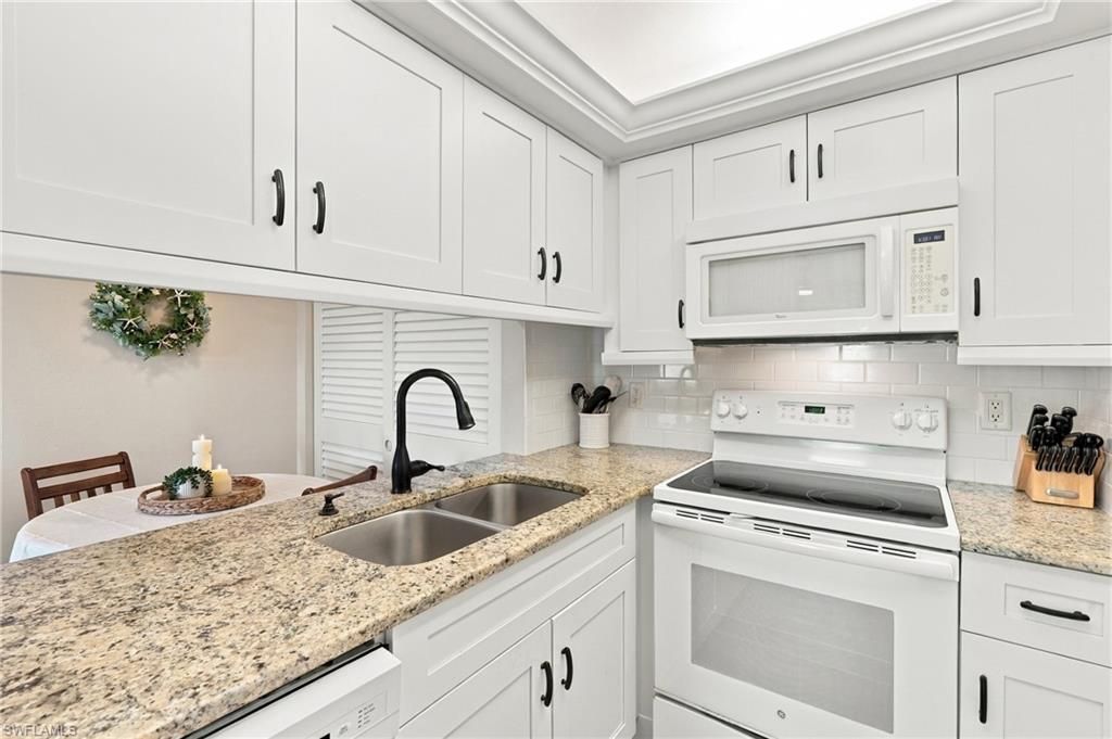 330 Kon Tiki Dr , Unit D6, Naples, FL 34113 Photo