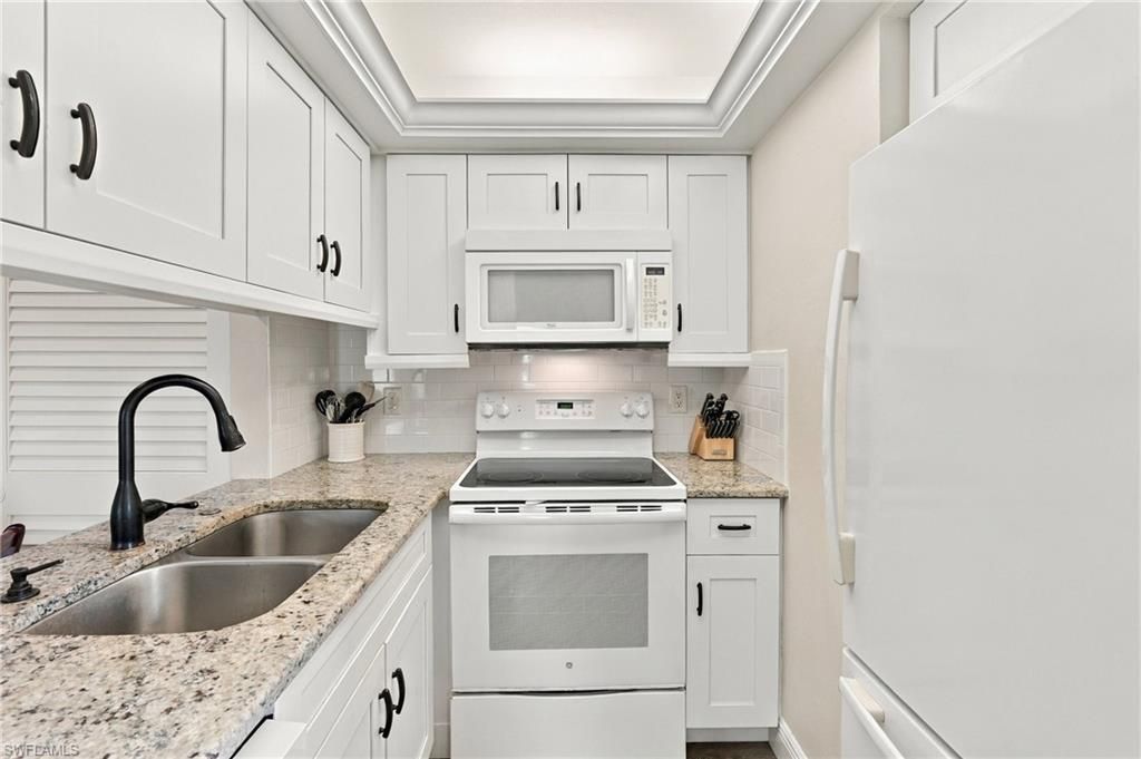 330 Kon Tiki Dr , Unit D6, Naples, FL 34113 Photo