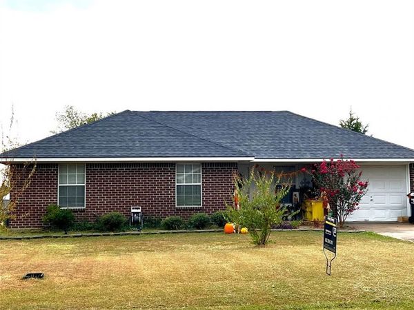 528 N 5th Street, Quinlan, TX 75474