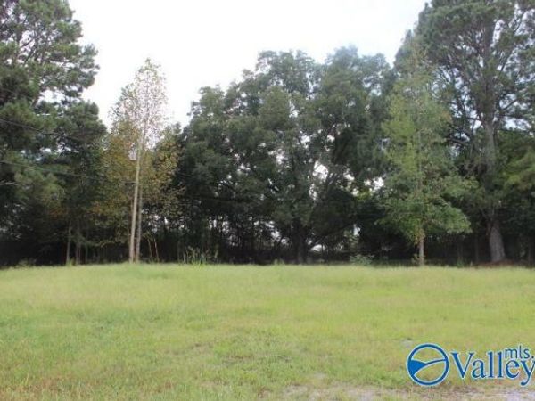 859 Main Street West, Rainsville, AL 35986