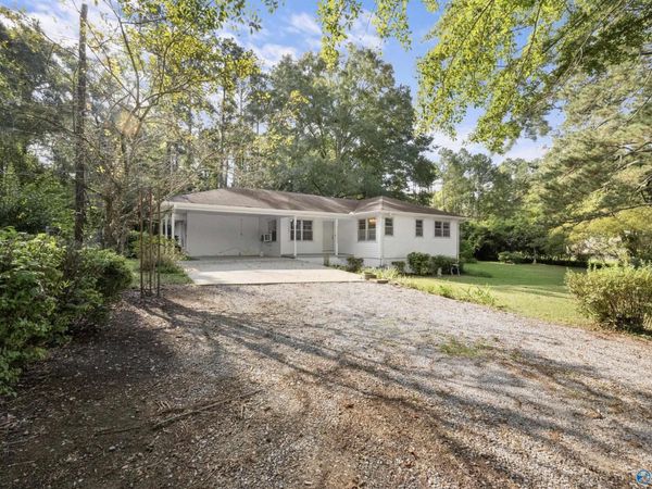 745 Noccalula Drive, Gadsden, AL 35904