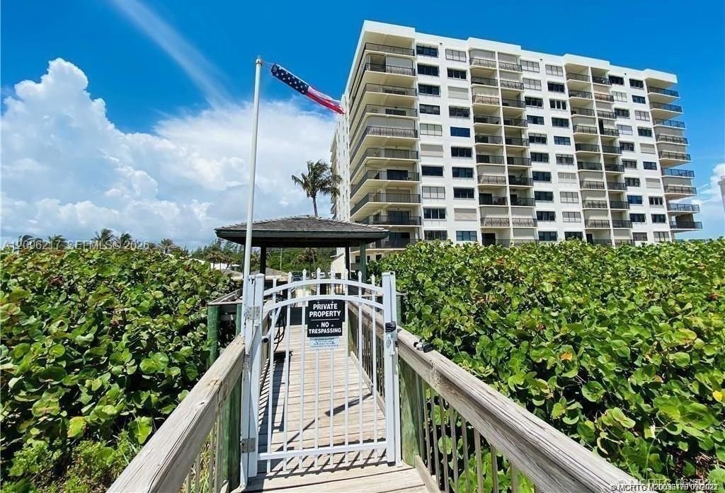 10044 S Ocean Dr , Unit 203, Jensen Beach, FL 34957 Photo