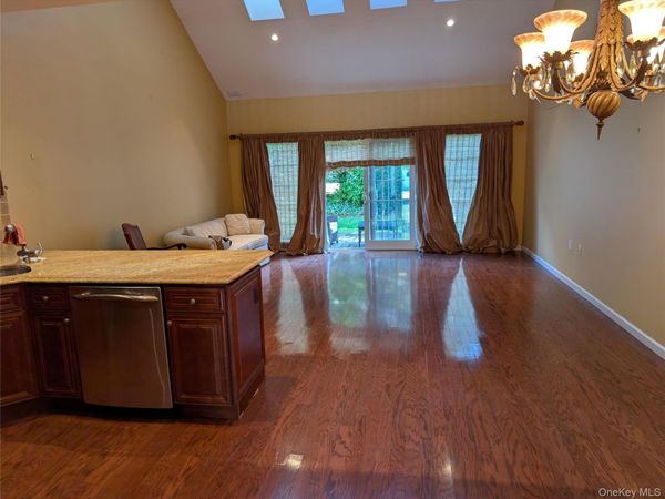 193 Pond View Drive , Port Washington, NY 11050