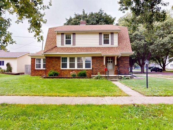 115 N 8TH ST, Cherokee, IA 51012