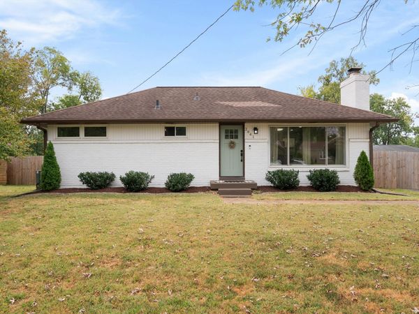 2641 Woodberry Dr, Nashville, TN 37214