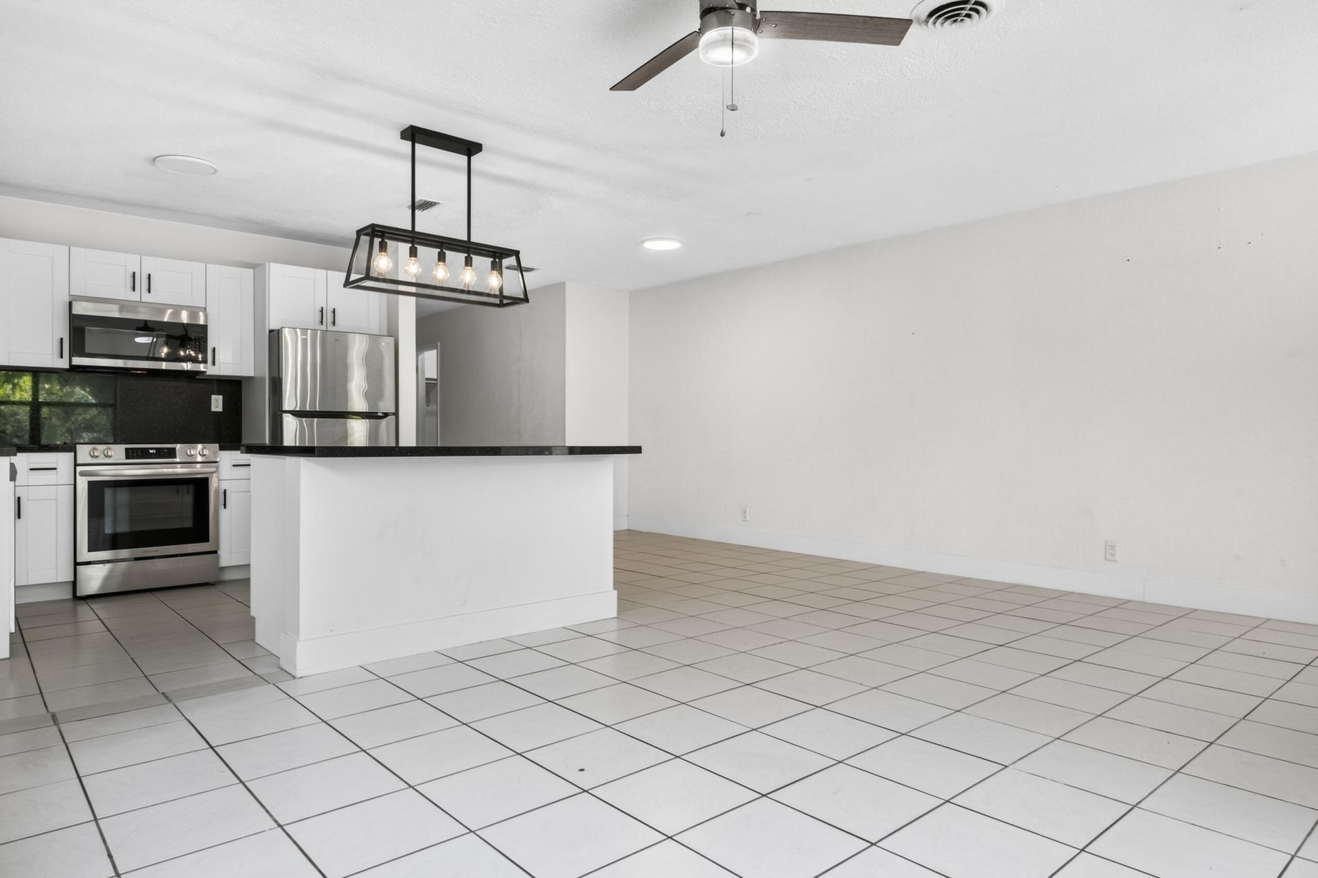 1515 NW 8th Avenue, Fort Lauderdale, FL 33311 Photo