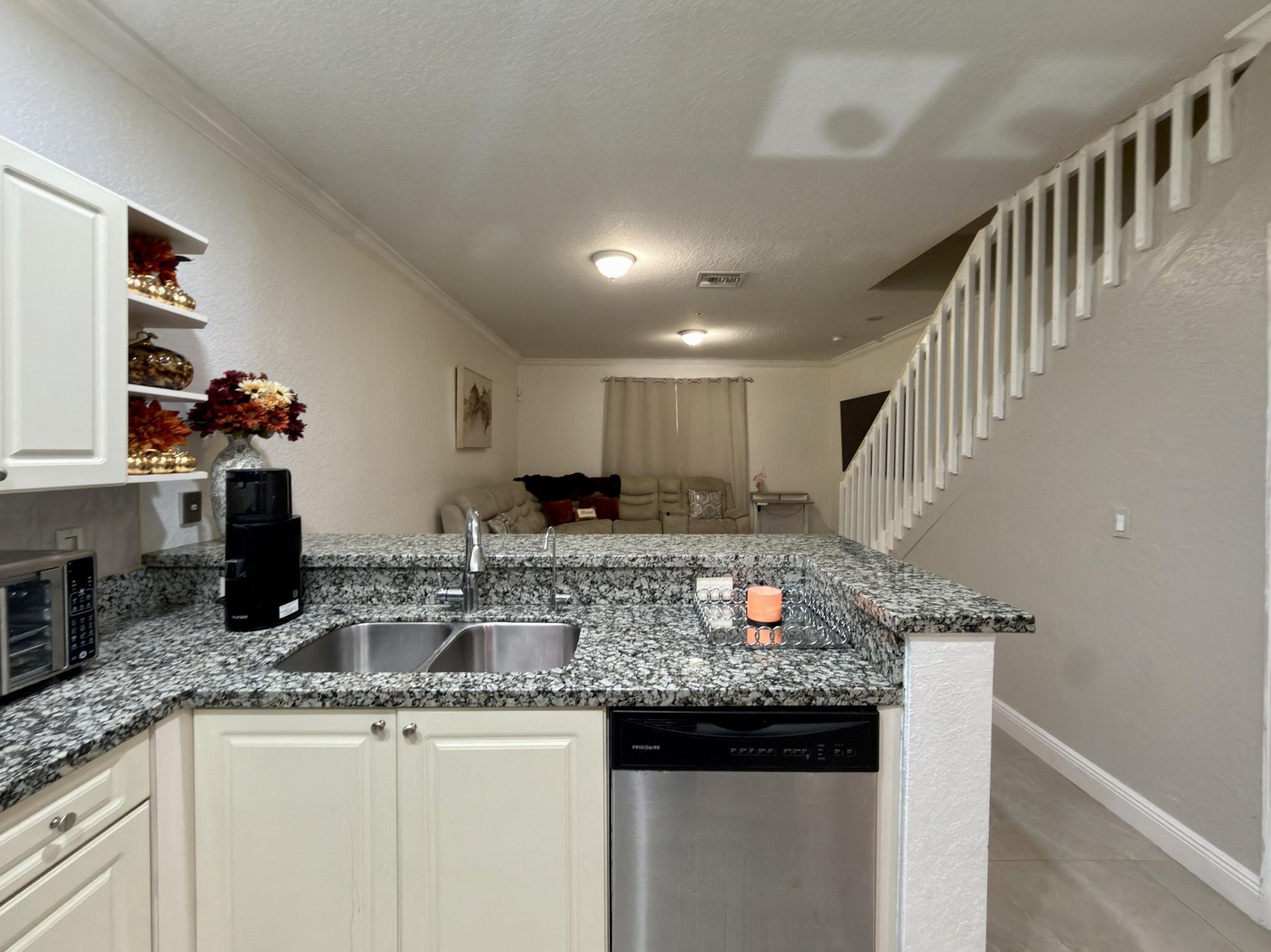 1431 NW 36th Way, Lauderhill, FL 33311 Photo
