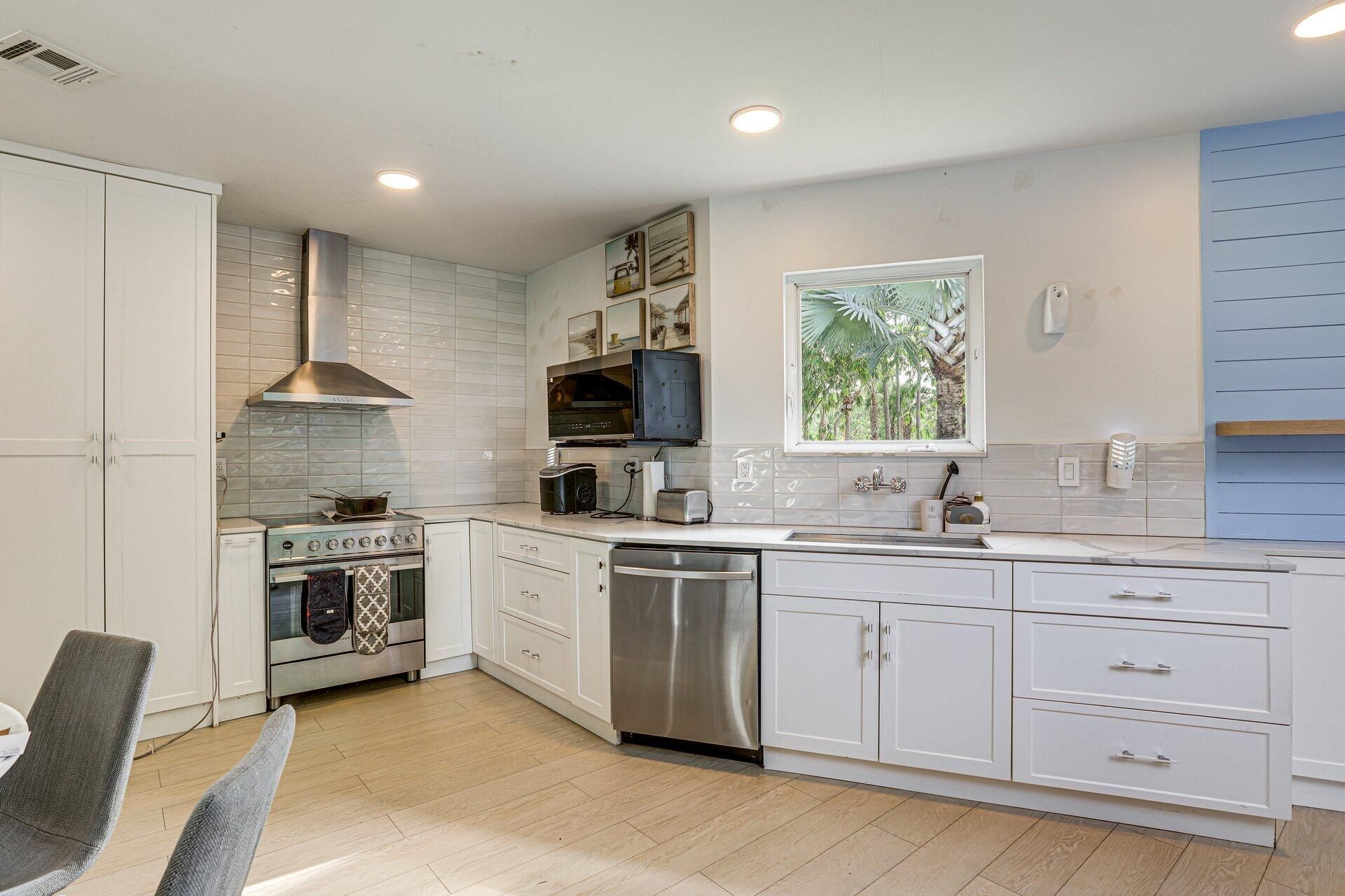 930 Rambling Drive Circle, Wellington, FL 33414 Photo