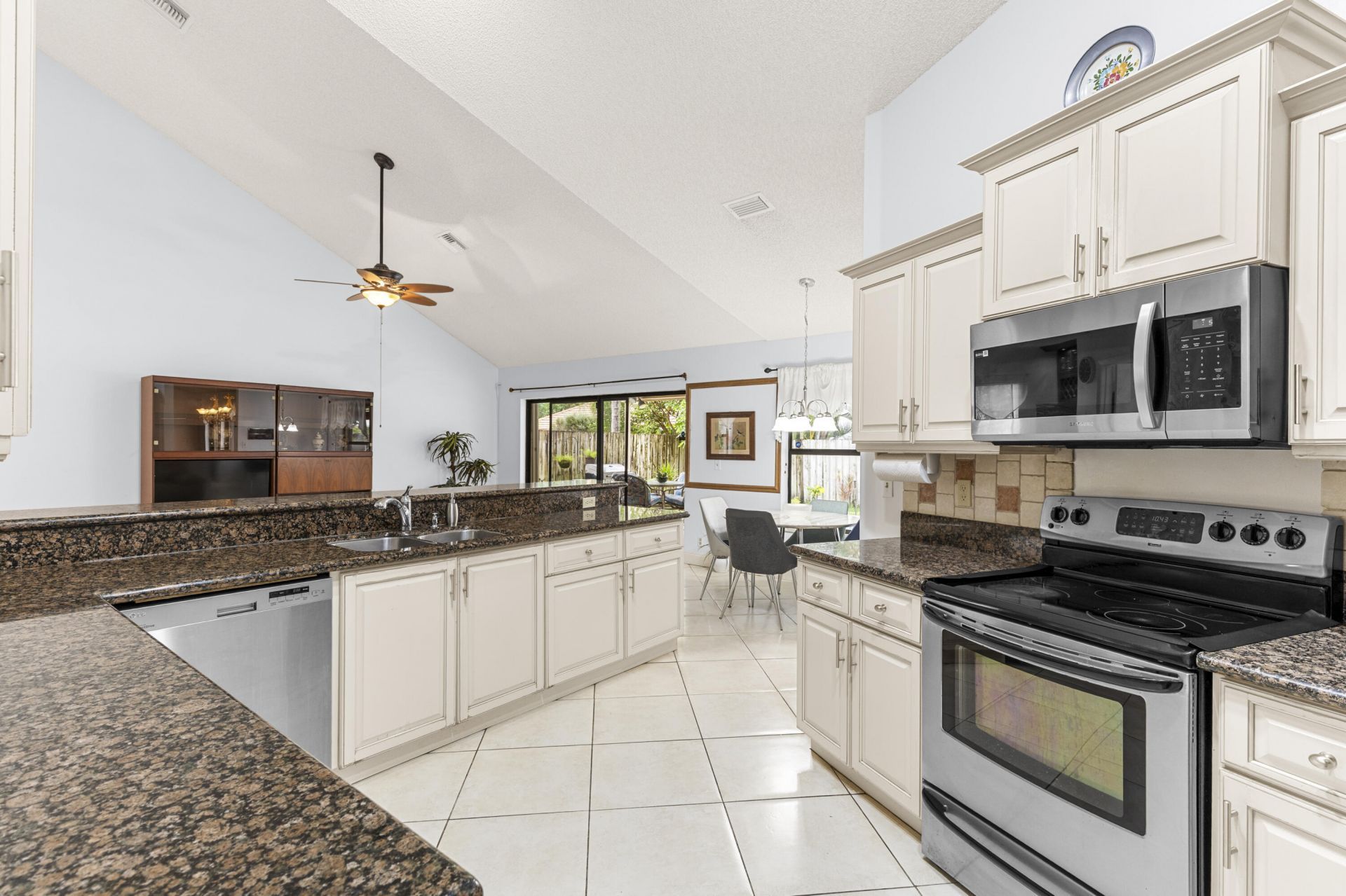 1855 NW 106th Terrace, Plantation, FL 33322 Photo