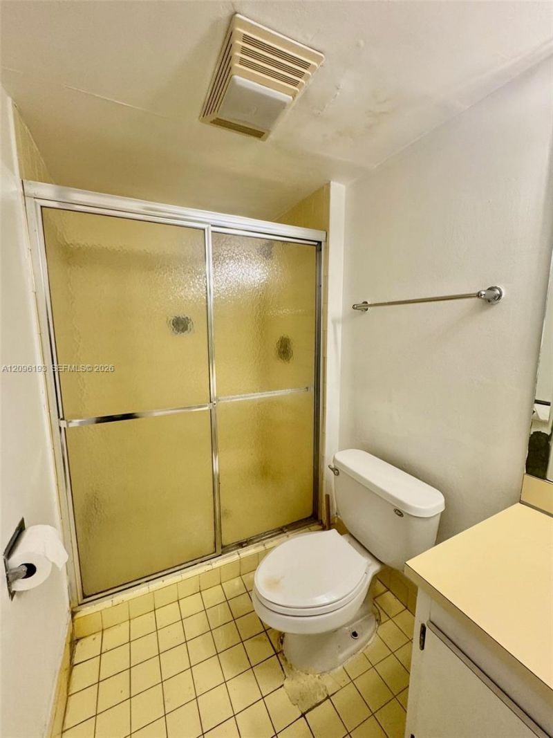 3475 N Country Club Dr , Unit 601, Aventura, FL 33180 Photo