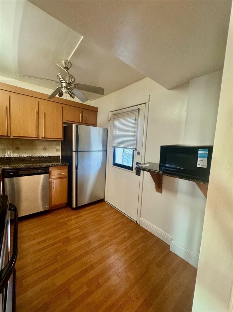 3475 N Country Club Dr , Unit 601, Aventura, FL 33180 Photo