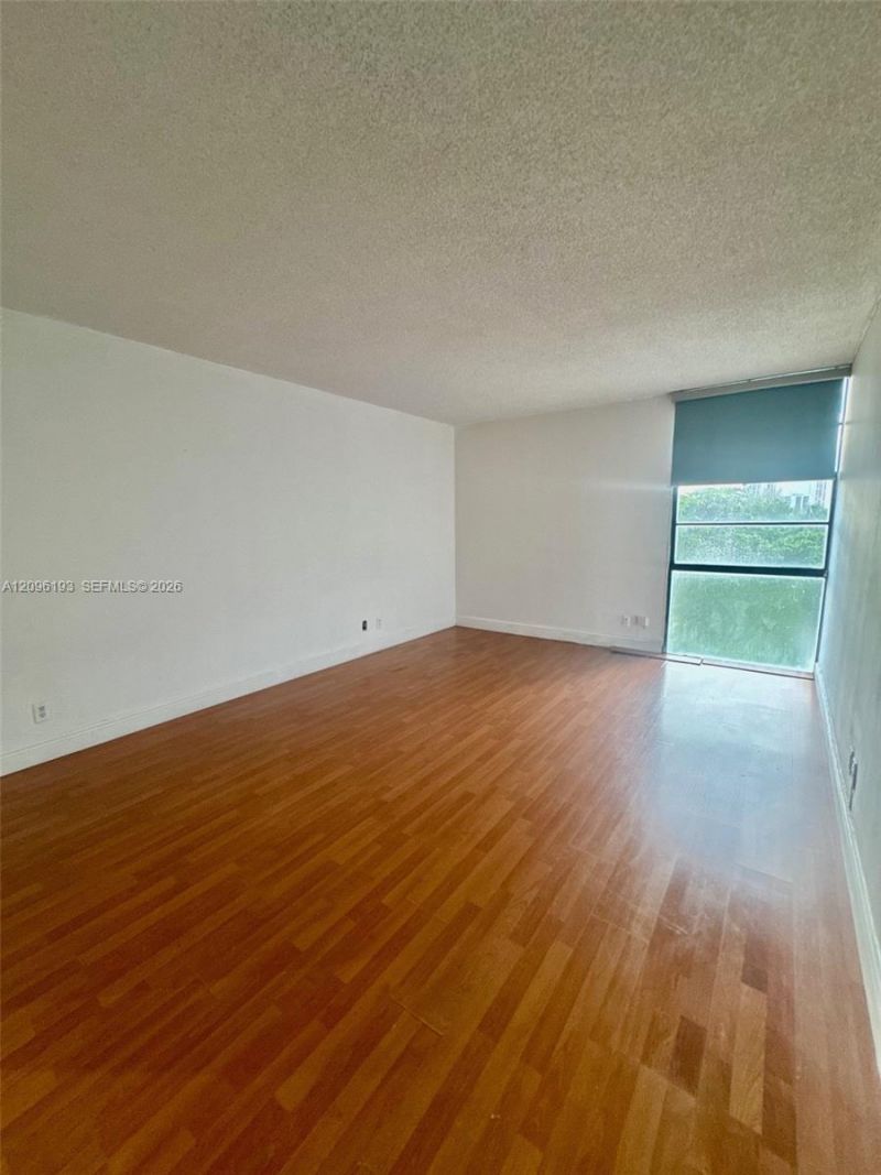 3475 N Country Club Dr , Unit 601, Aventura, FL 33180 Photo
