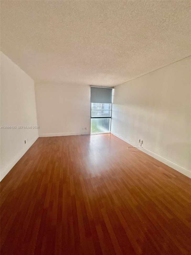 3475 N Country Club Dr , Unit 601, Aventura, FL 33180 Photo