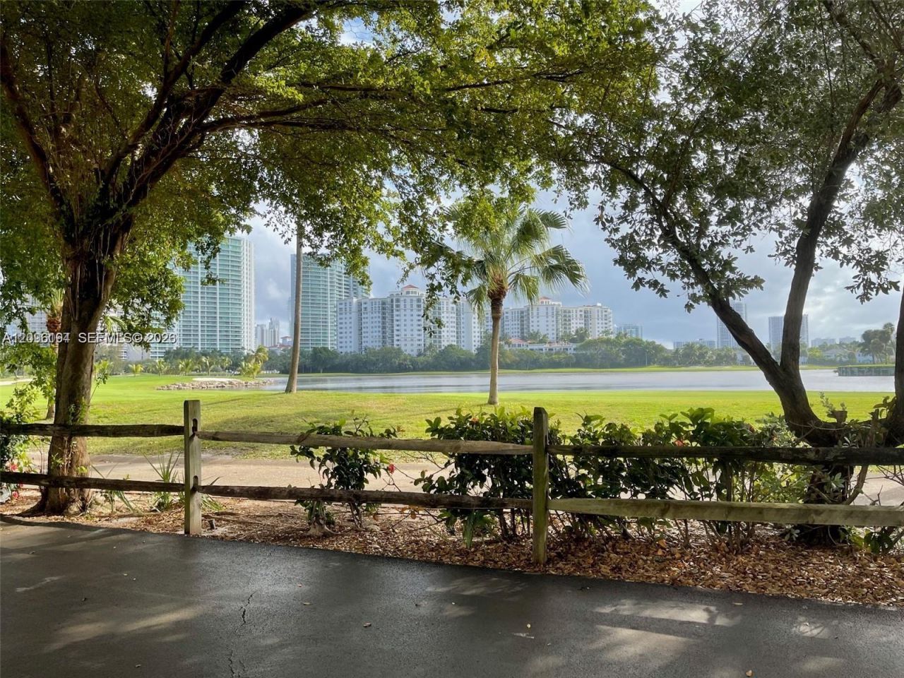 3475 N Country Club Dr , Unit 601, Aventura, FL 33180 Photo